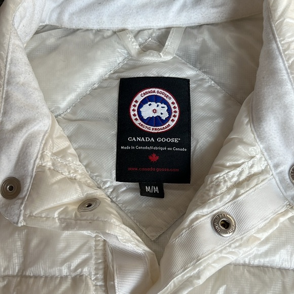 🎉Host Pick!🎉Canada Goose Jacket - Picture 3 of 7